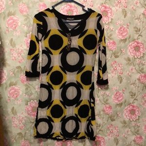 The dress is pretty cute and it’s stretchable….